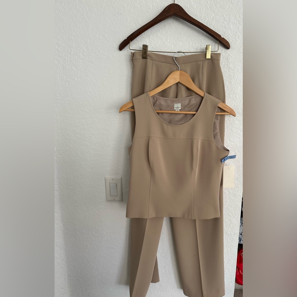 Tan Sleeveless Top And Pants Set